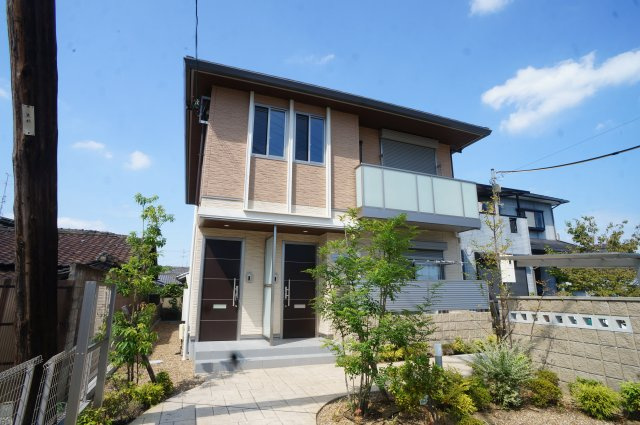 シャーメゾン坊城駅前の外観