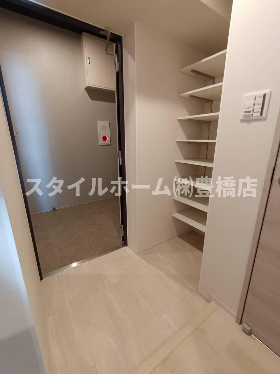 セントフィオーレ松葉の玄関
