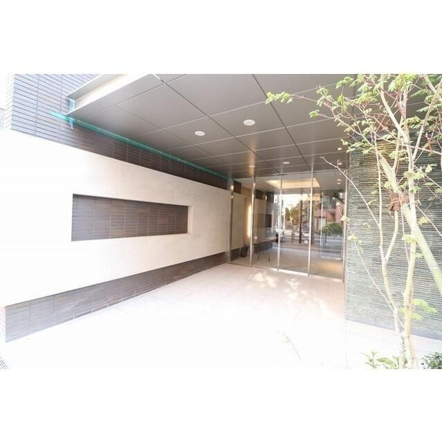 ＮＳセントラルハイムⅡのエントランス