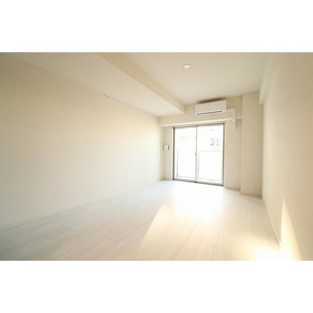 ＮＳセントラルハイムⅡの居間・リビング