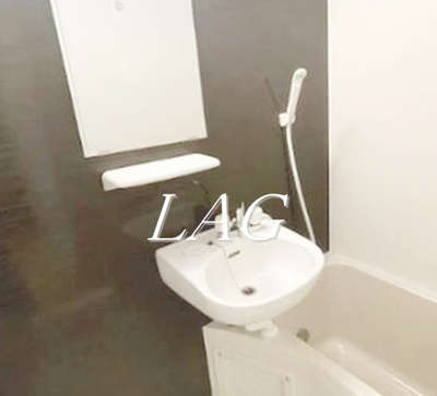 【洗面所】 | チャルテ三宿 | 洗面台です。