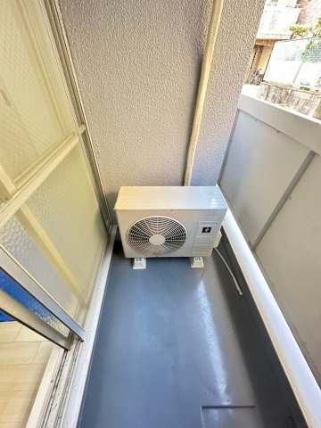 長野コーポB棟のバルコニー