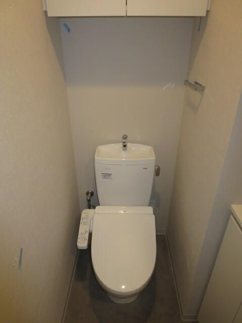 ＳＨＩＮ－ＨＡＴＯＹＡのトイレ