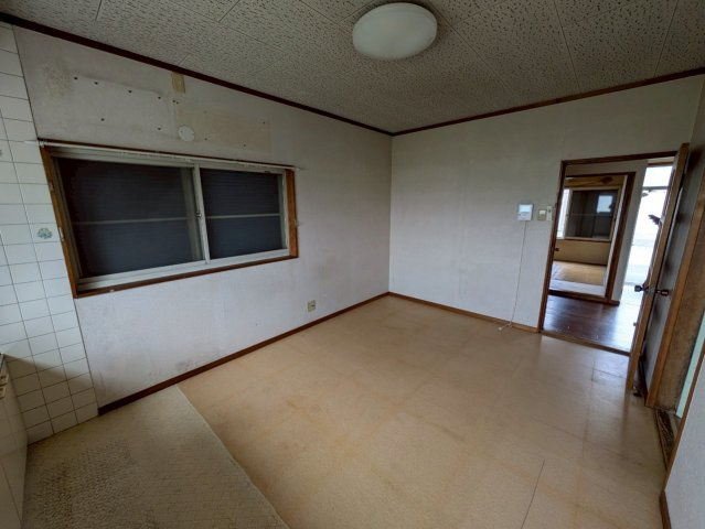 交野市郡津5丁目戸建ての洋室