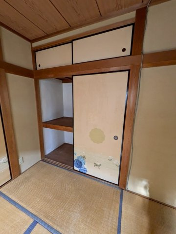 交野市郡津5丁目戸建ての収納