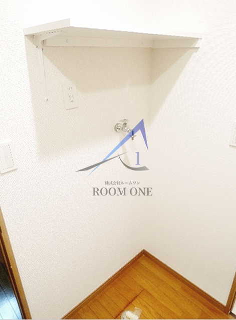 メゾンドールの設備|洗濯機置き場です。