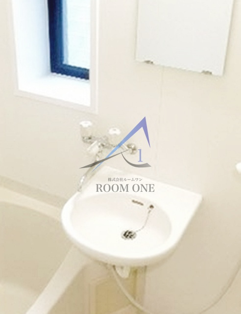 メゾンドールの洗面所|洗面台です。