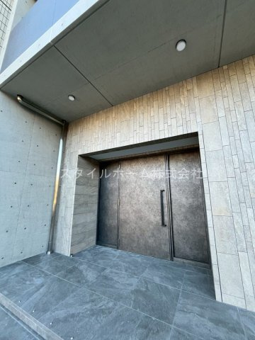 セントフィオーレ松葉のエントランス