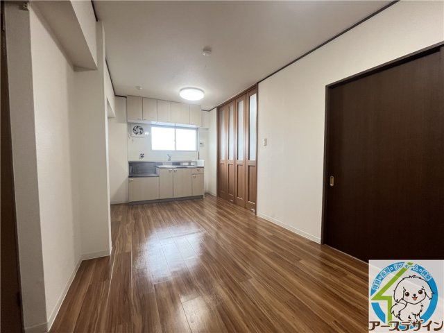 三陽南マンションの居間・リビング