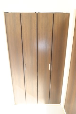 郡山市安積町南長久保2丁目　　　1号棟　　　安積第３小学校、安積第２中学区の収納