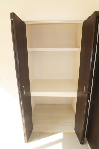 郡山市安積町南長久保2丁目　　　1号棟　　　安積第３小学校、安積第２中学区の収納