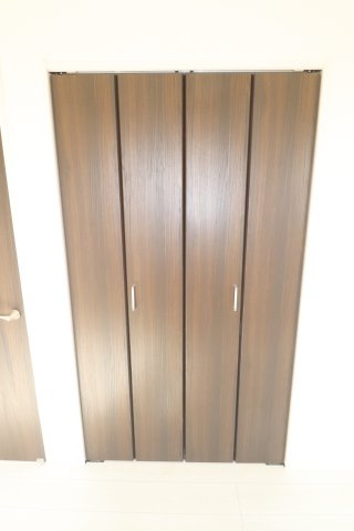 郡山市安積町南長久保2丁目　　　1号棟　　　安積第３小学校、安積第２中学区の収納