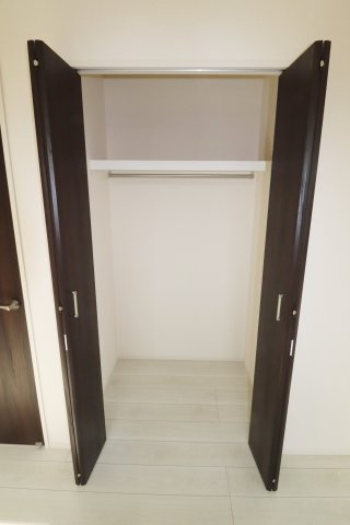 郡山市安積町南長久保2丁目　　　1号棟　　　安積第３小学校、安積第２中学区の収納