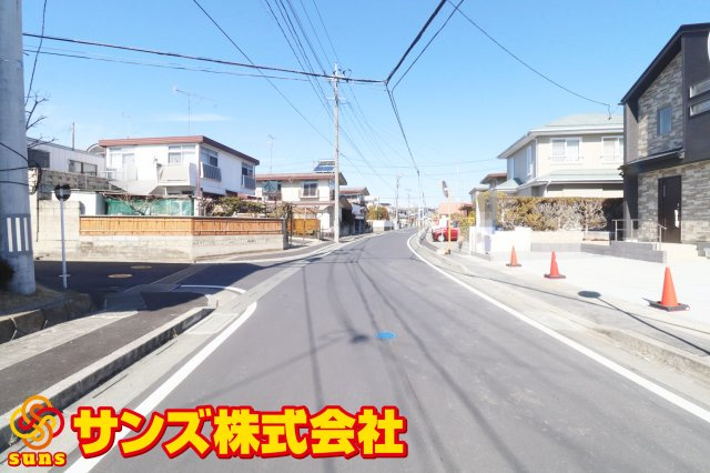 郡山市安積町南長久保2丁目　　　1号棟　　　安積第３小学校、安積第２中学区の外観|西側前面道路