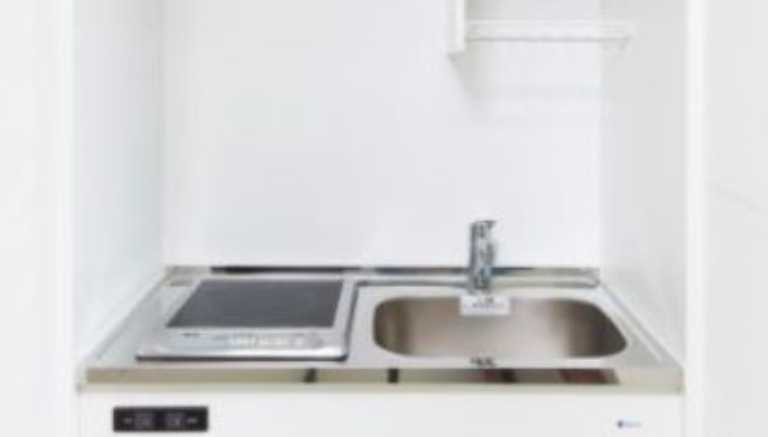 ロンジェスマン三宿　ネット0　敷金礼金0　築浅のキッチン