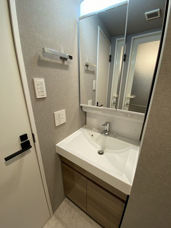 RELUXIA東武練馬の洗面所