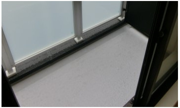 リブリ・サナップJR茨木のバルコニー