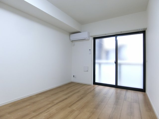 リブリ・サナップJR茨木の寝室