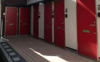 コートベルージュのエントランス