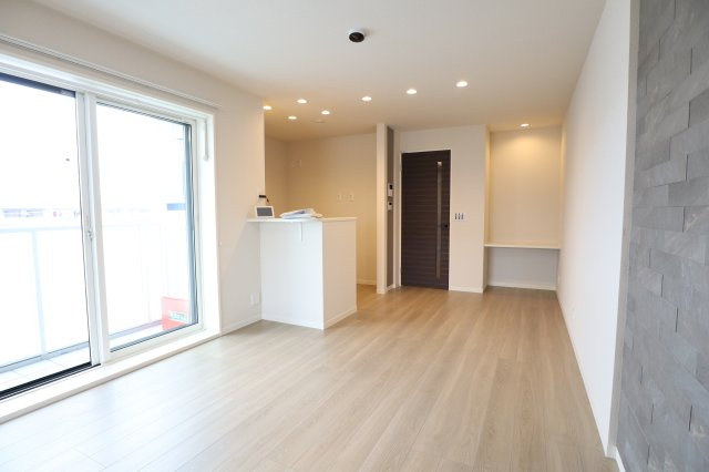 INFINIの居間・リビング