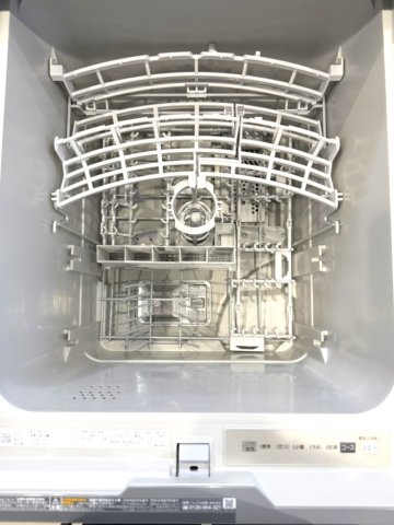 エルヴェール神戸本山アーバンライフのキッチン|ビルトイン食洗器
食洗器は洗浄だけでなく、高熱殺菌による食中毒の防止にもつながります。