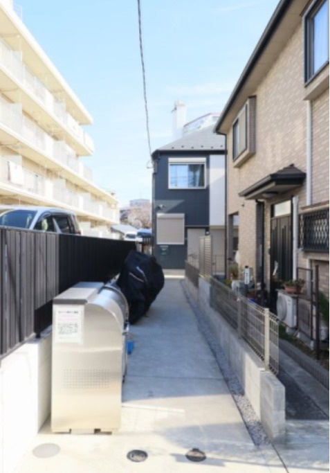 杉並区井草１丁目のアパートのエントランス