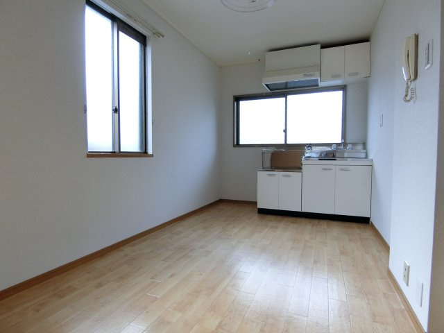 エクセル小西D棟の居間・リビング