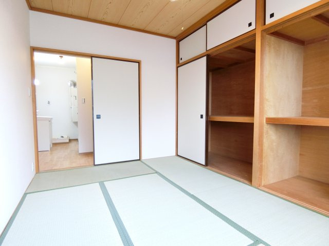 エクセル小西D棟の寝室