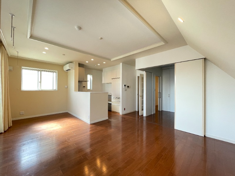 パイン ルミエールの居間・リビング