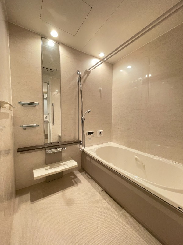 パイン ルミエールの浴室