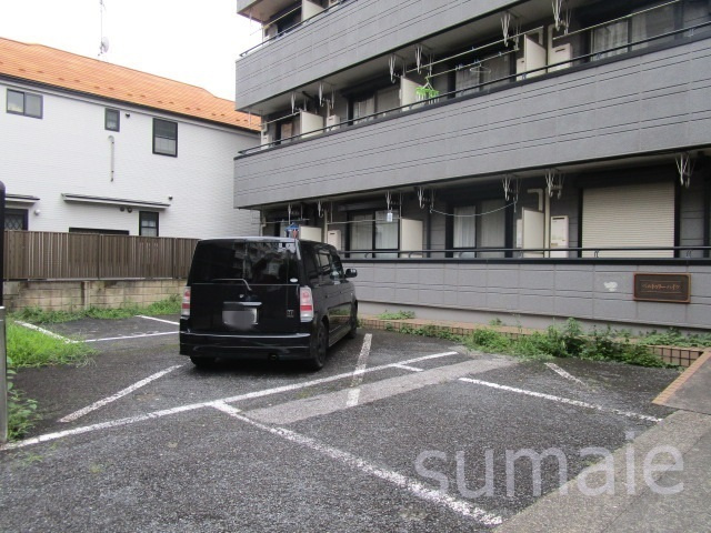 ベルトゥリーハイツの駐車場|駐車場です！