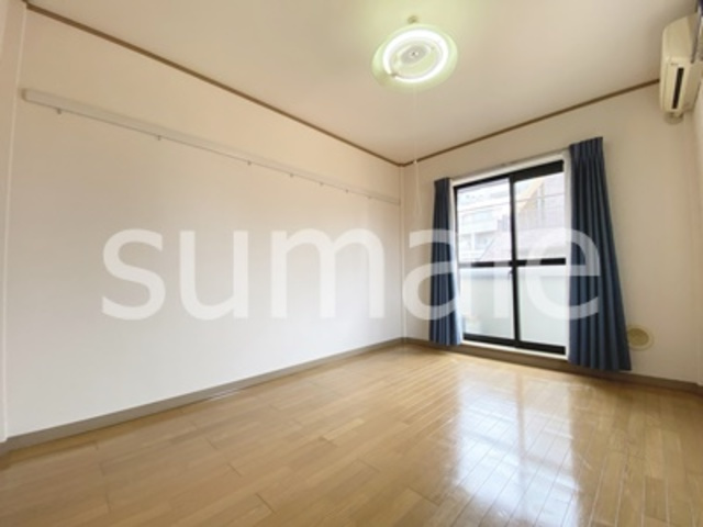 ベルトゥリーハイツの居間・リビング|洋室です☆