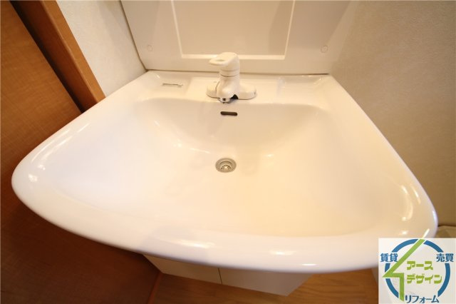 Pista魚住町の独立洗面台