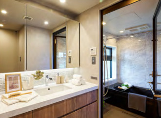 【独立洗面台】 | 【独立洗面台】三面鏡裏収納や、下部にも収納スペースありで洗面台を綺麗に保てます☆