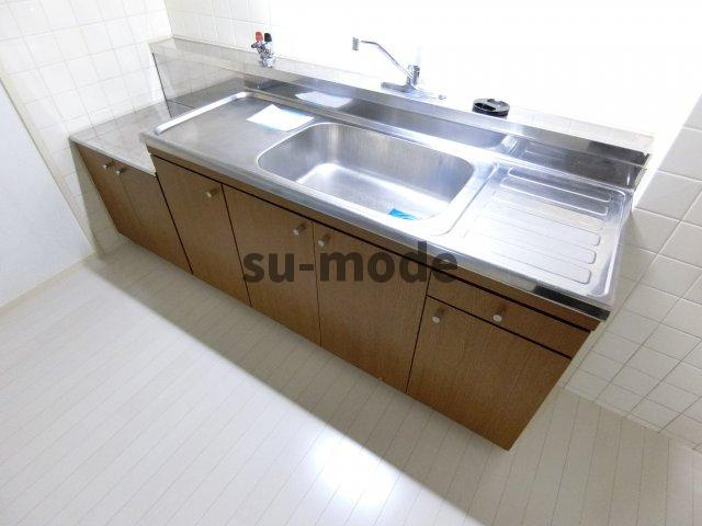 ピアドミールのキッチン