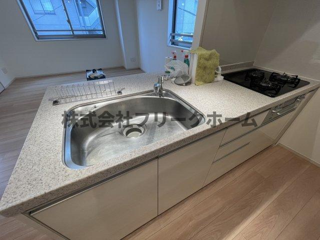 武蔵野市境１丁目の賃貸マンションのキッチン