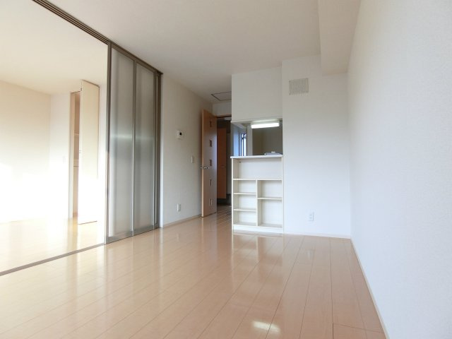 SumiYasu.Soの居間・リビング|こちらのリビングで趣味の時間をお楽しみください