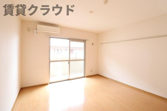 ロシニョルの洋室|きれいな洋室です