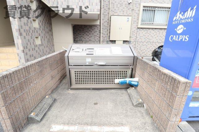 ロシニョルのその他|ゴミストッカー