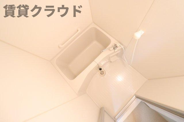 ロシニョルの浴室|ゆったり過ごせるお風呂です