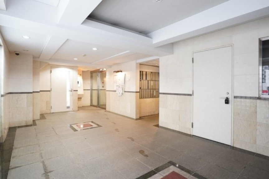 文京区千石２丁目の賃貸マンションのエントランス