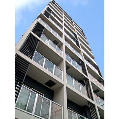 プレール・ドゥーク両国の外観