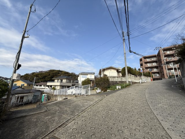 海まで9分！開放感ある眺望　建築条件なしの前面道路含む現地写真|前面道路