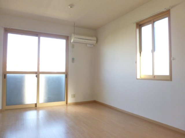 ドミールの居間・リビング