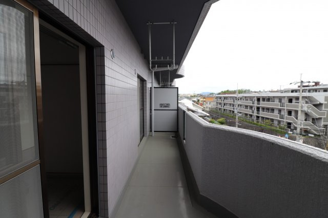 サンライズ春日丘のバルコニー