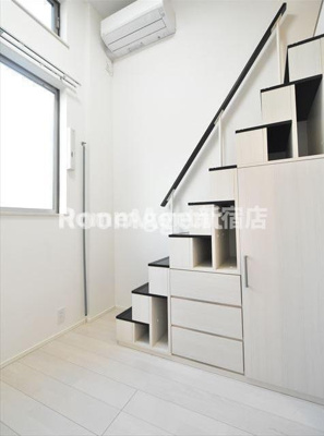 【居間・リビング】 | インペリアル・スイート