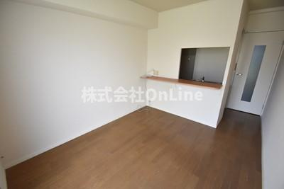 【洋室】 | レオパレスヴィヴァーチェ青山