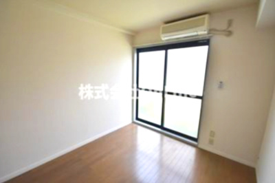 【居間・リビング】 | レオパレスヴィヴァーチェ青山