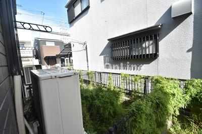 レオパレスヴィヴァーチェ青山のバルコニー