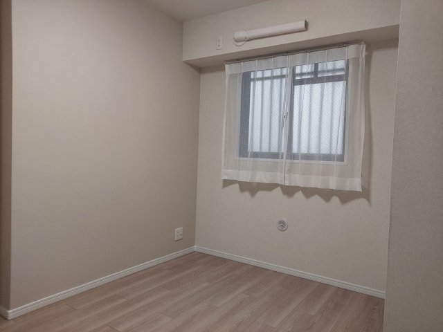 エンゼルハイム宝塚第5の洋室|フリールーム（納戸）約5.5帖